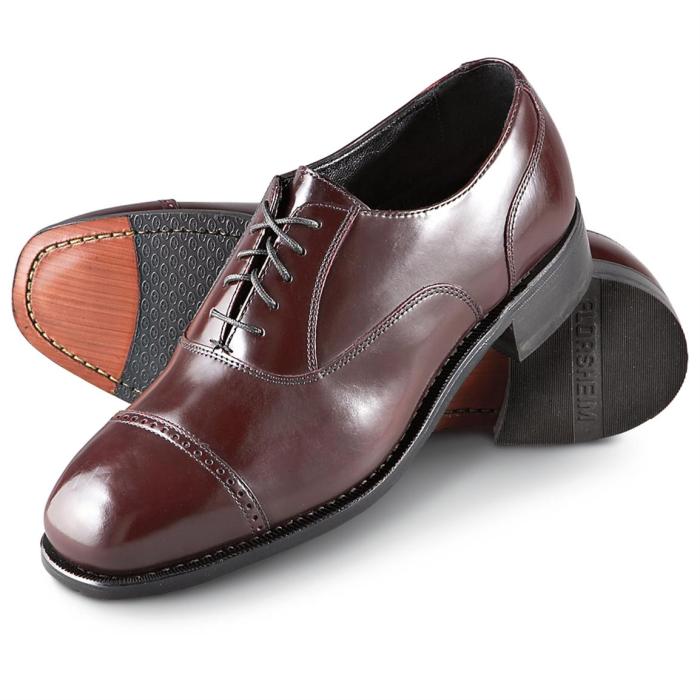 Mens burgundy velvet dress shoes