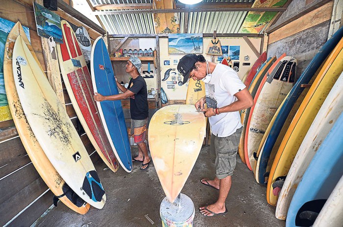 How to make a surfboard for decoration